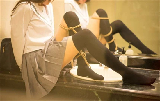 西檬之家-Sub如何入门？BDSM世界角色扮演指南