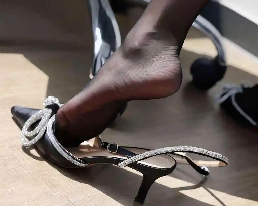 西檬之家-字母圈Tickle是什么？BDSM新人入圈指南